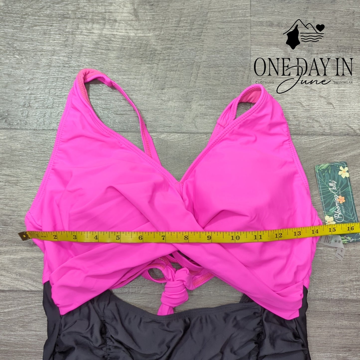 Blooming Jelly Cross Front Cut Out Tie Back One Piece Swimsuit Size L