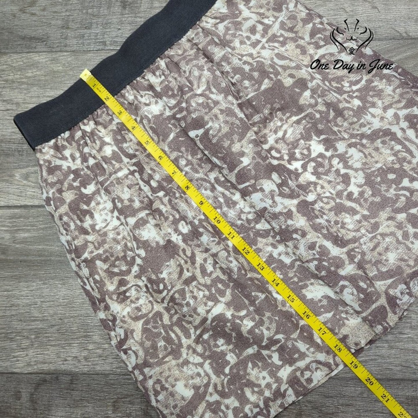 Loft Pull On Skirt Size XS