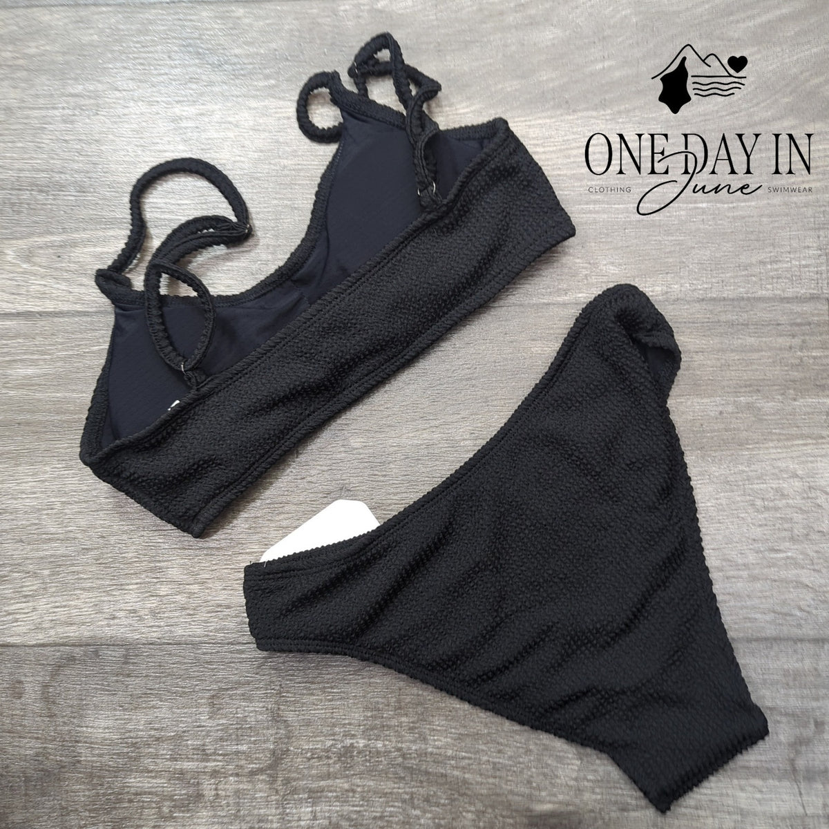 Soly Hux Black Smocked Textured Crop Bikini 2 Piece Swimsuit NWT Size XS