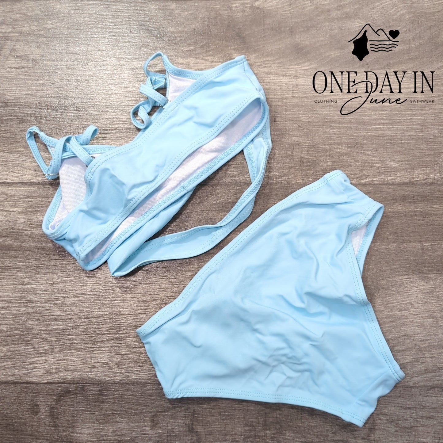 Aleumdr Cross Front Bikini Size 7-8Y