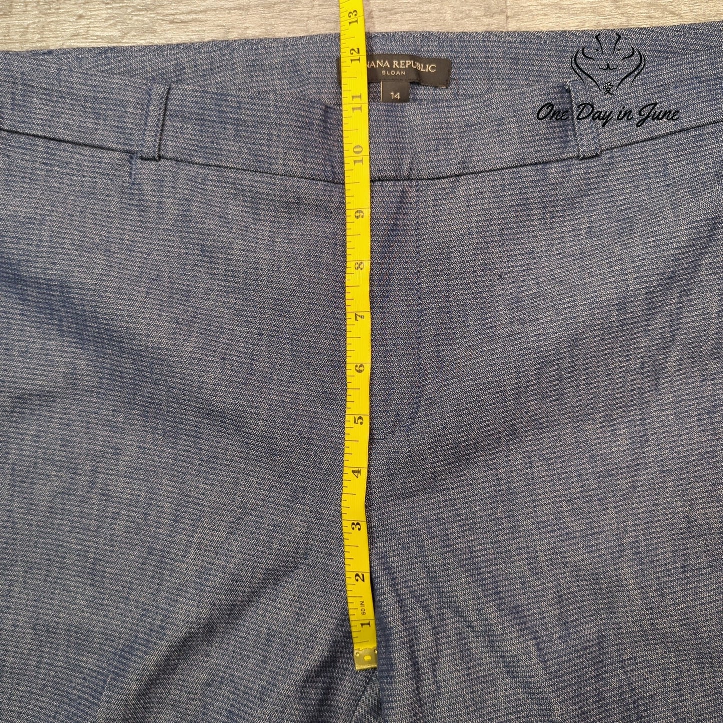 Banana Republic Cropped Flare Pants Size 14