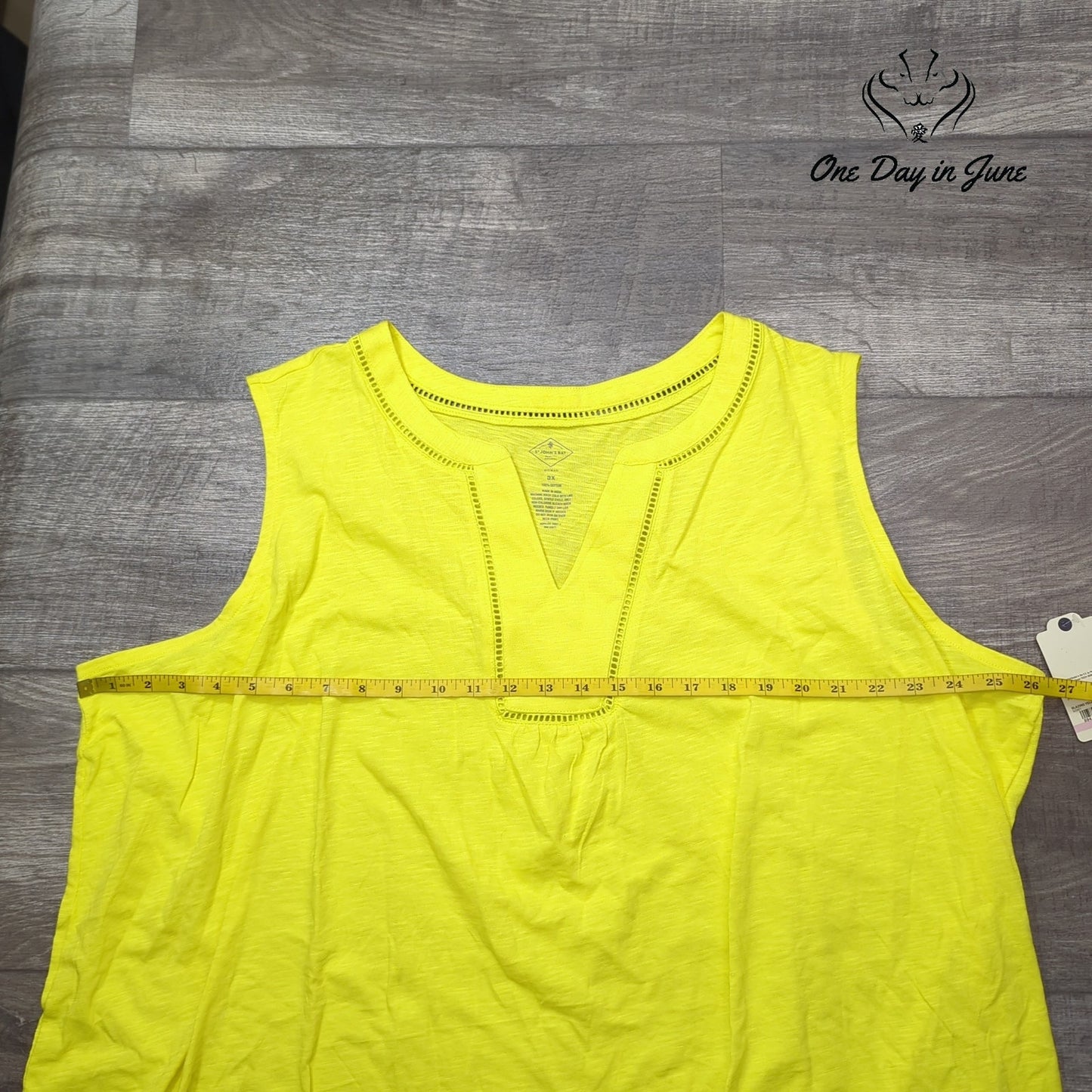 St. John's Bay Plus Size Sleeveless V Neck Top Size 3X