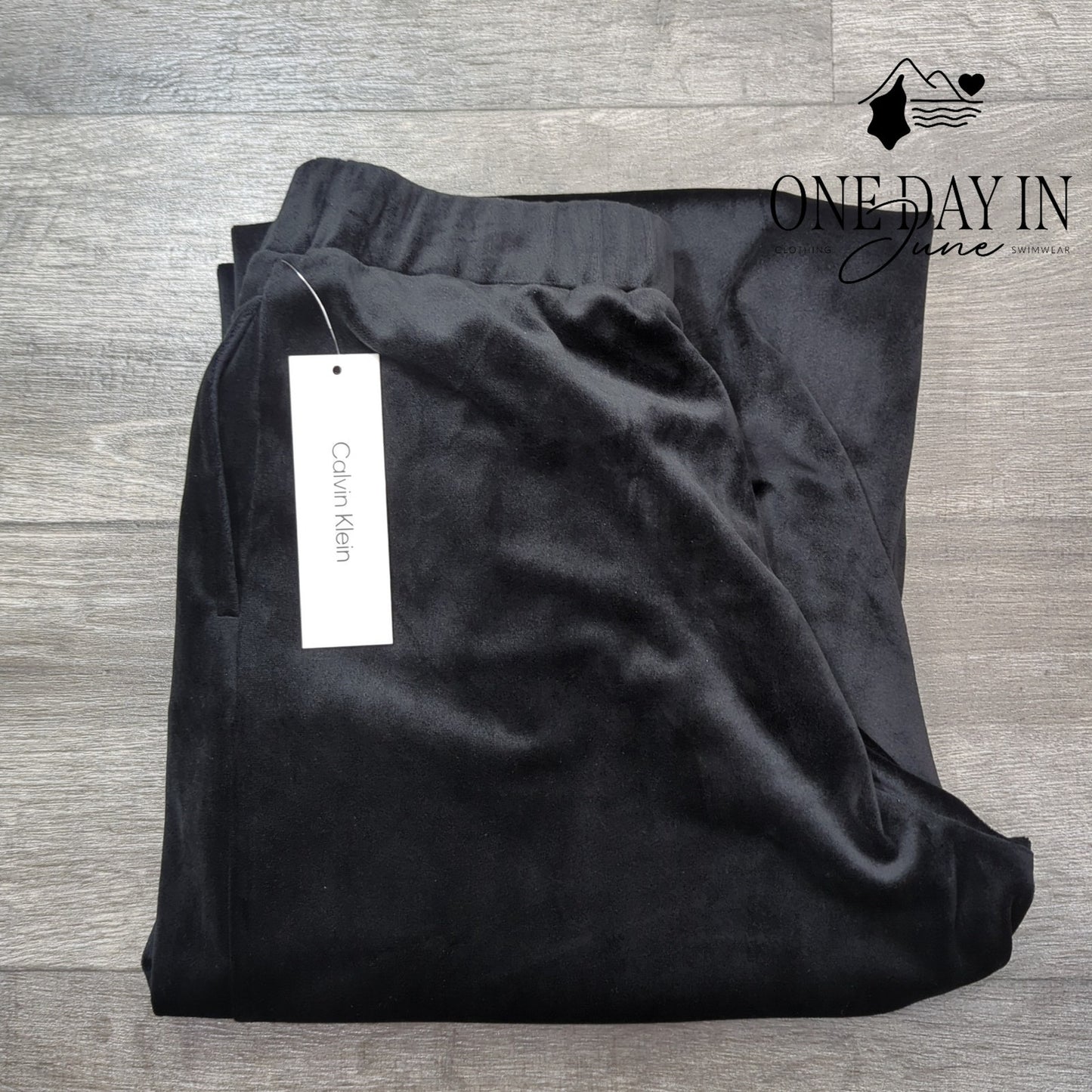 Calvin Klein Velour Wide Leg Pull On Pants Size S