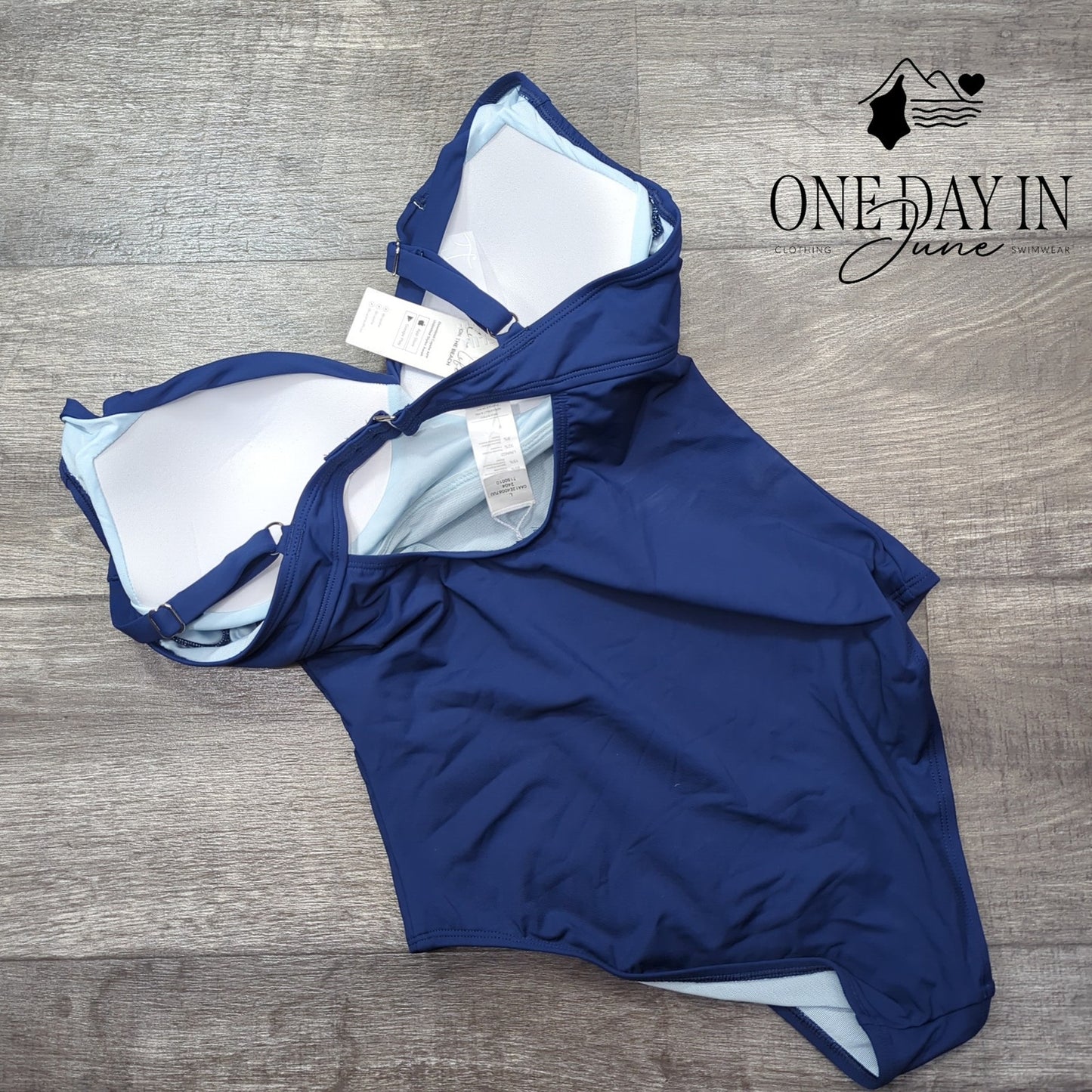 Cupshe Slim & Sculpt One Piece Swimsuit Size L