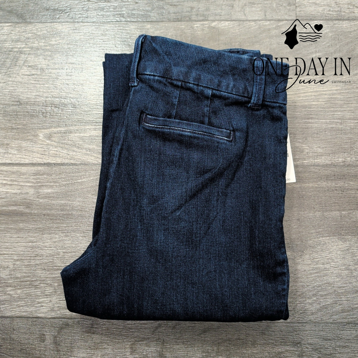 Talbots High Waist Straight Leg Dark Wash Denim Jeans NWT Size 4