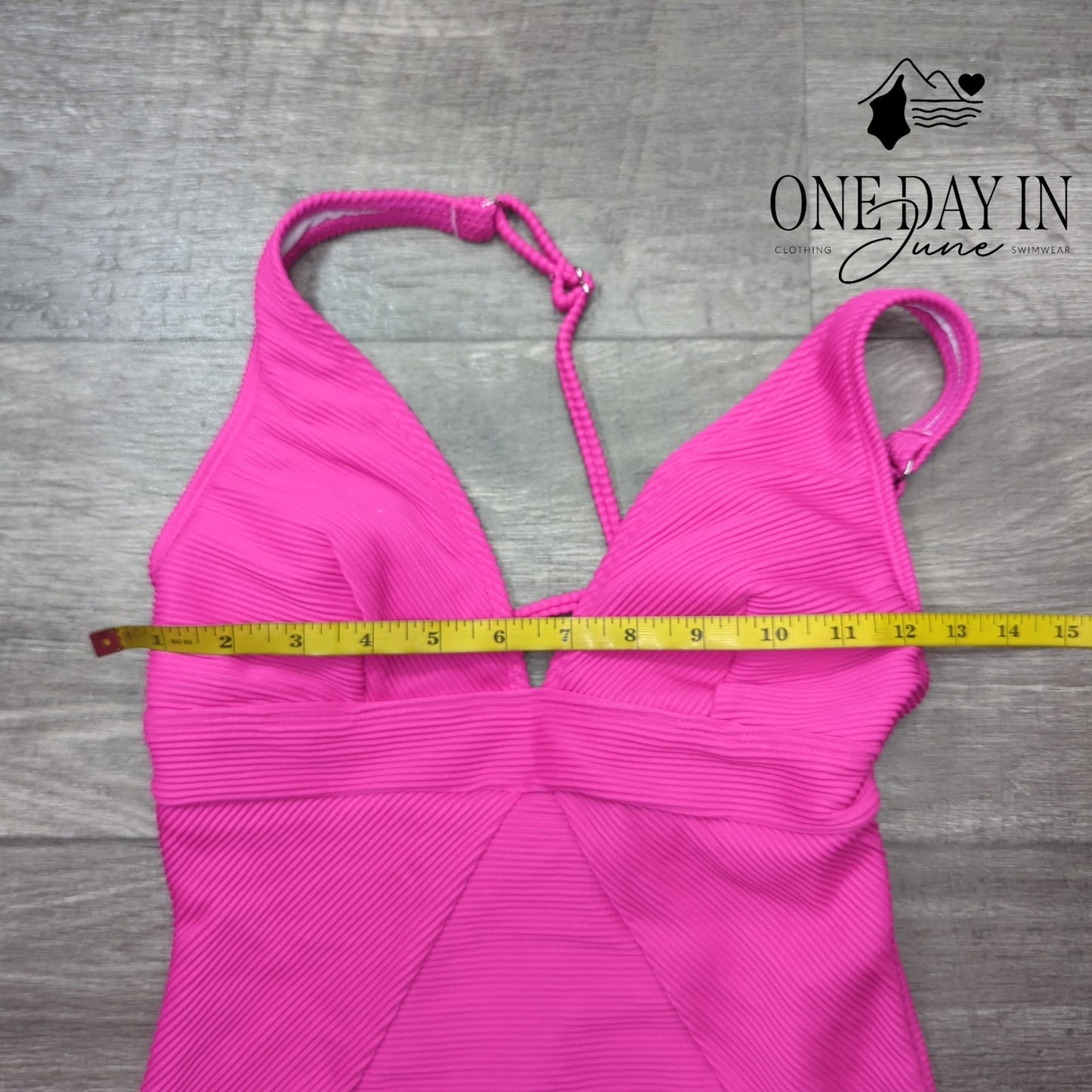 Cupshe Textured One Piece Swimsuit Size XS