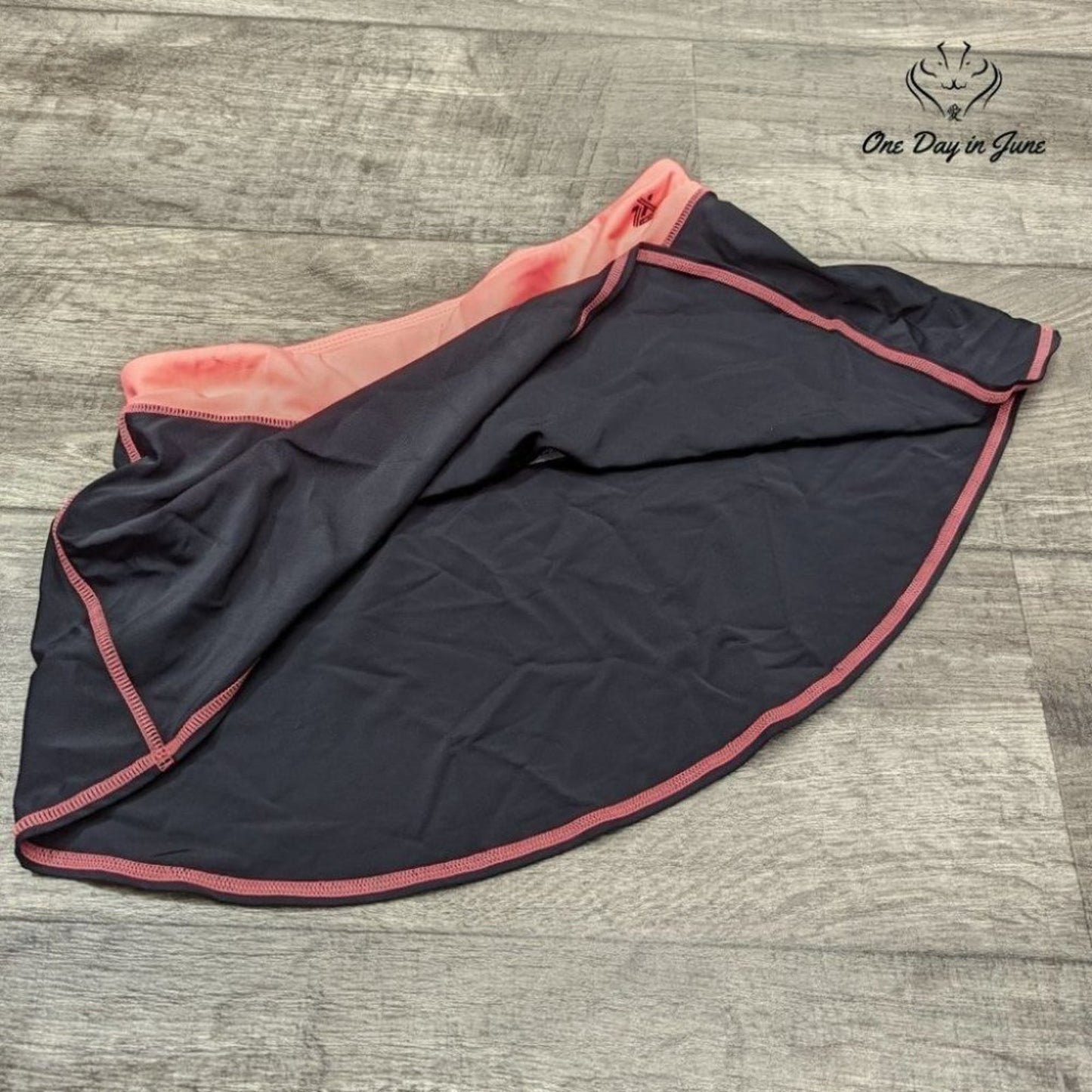 ZeroXposure Girl's Coverup Swim Skirt (no liner) Size 16.5