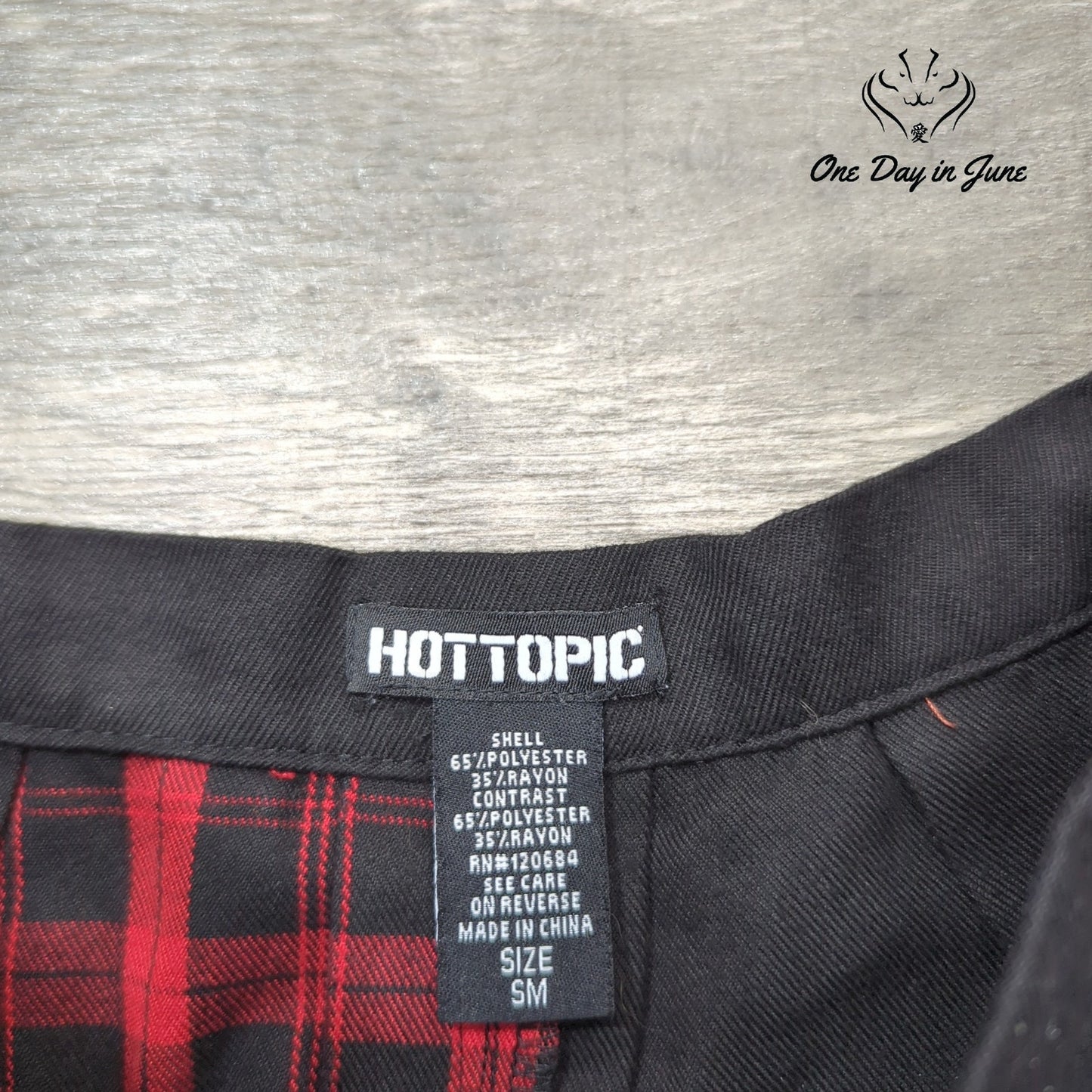 Hot Topic Mini Skirt Size S