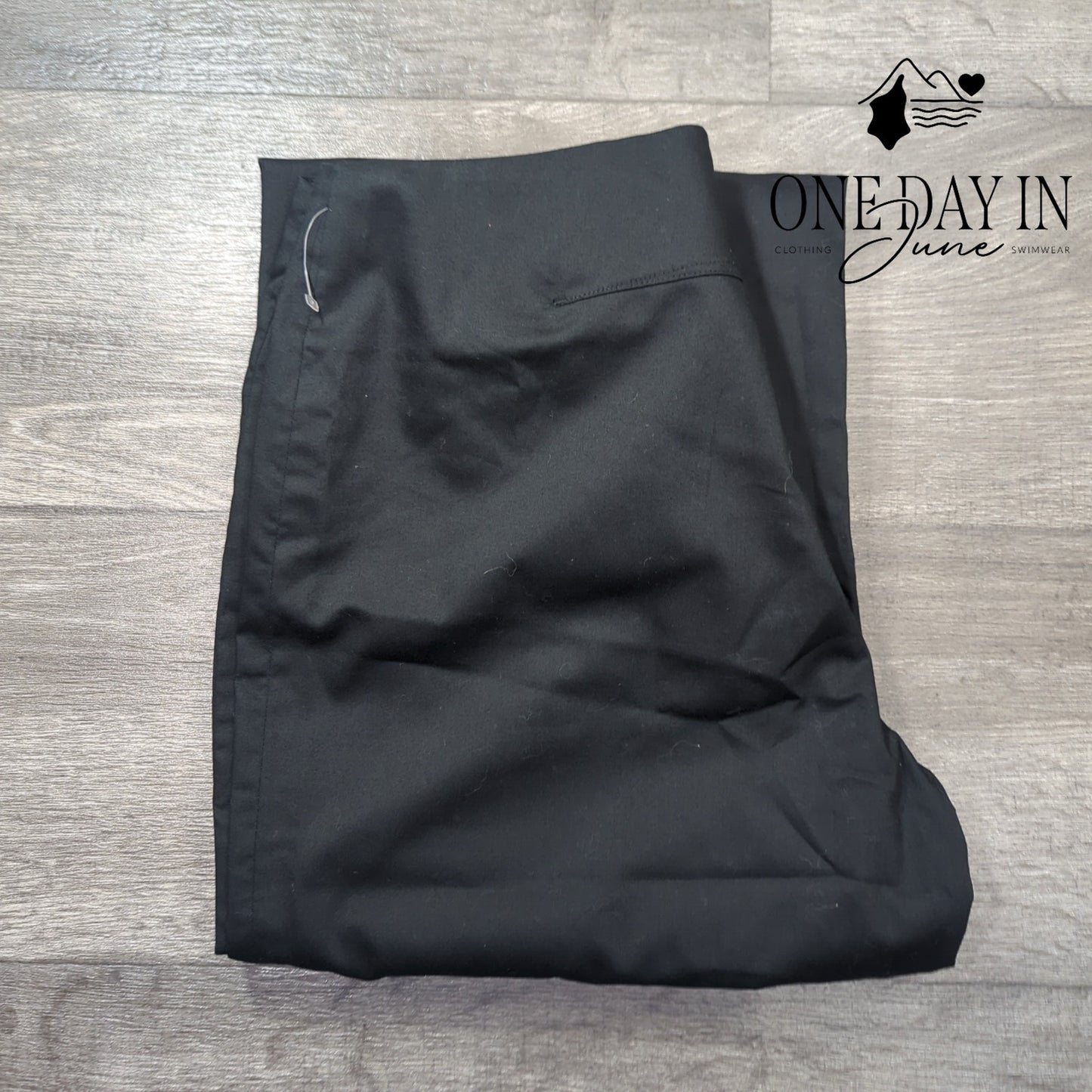 Studio M Straight Leg Dress Pants Size 10