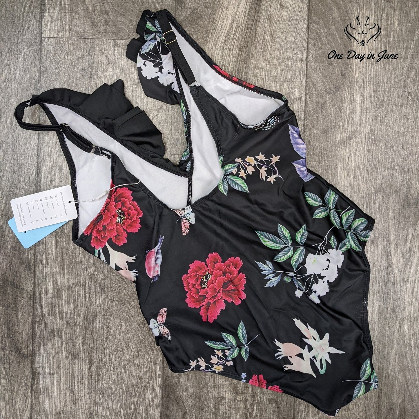 Adisputent Ruffle One Piece Swimsuit Size XL