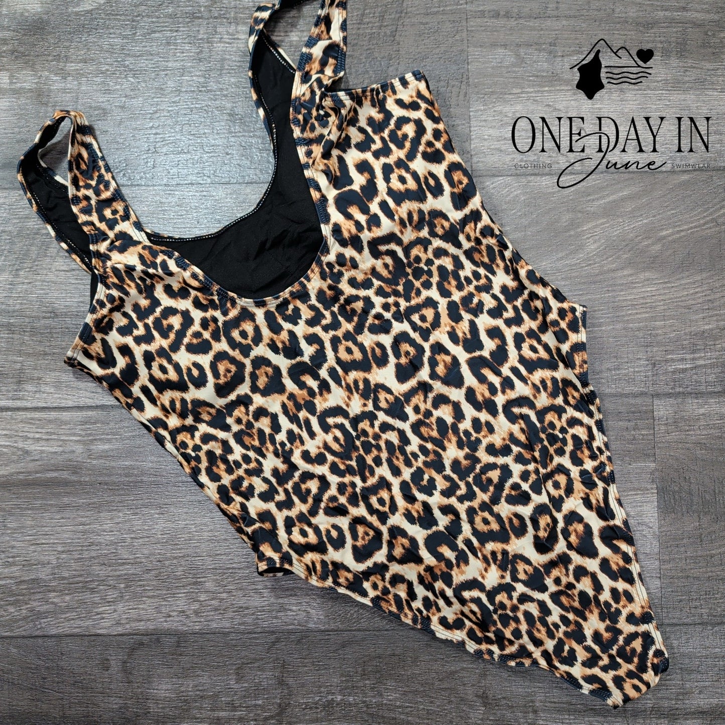 Aleumdr Leopard One Piece Swimsuit Size XL