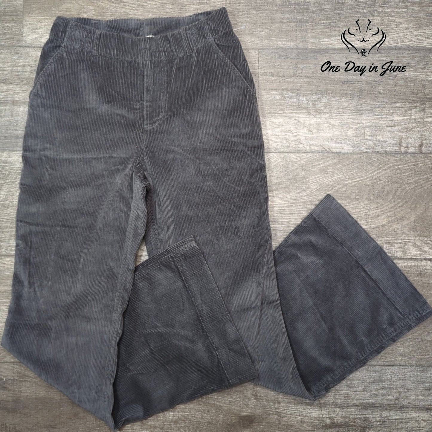 Treasure & Bond Boot Cut Corduroy Pants Size 4
