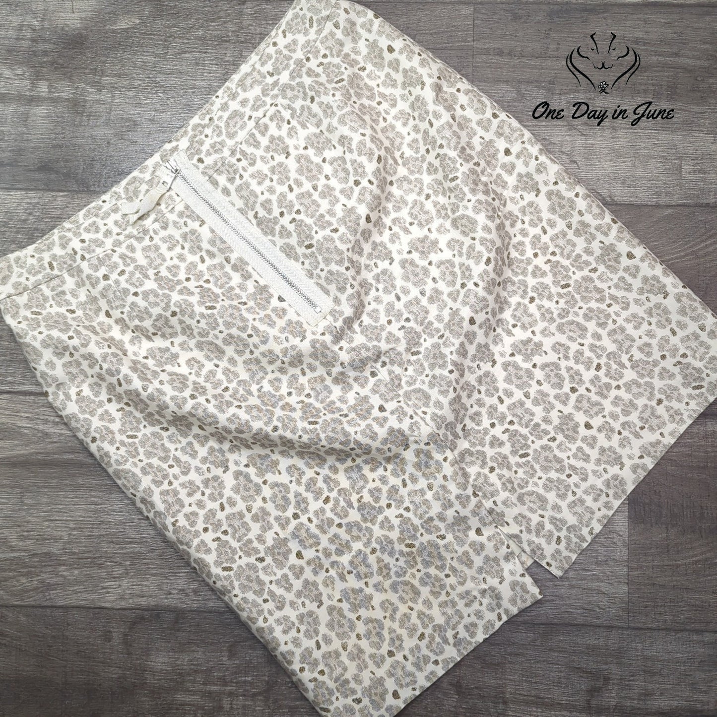 Loft Silk Blend Pencil Skirt Size 14