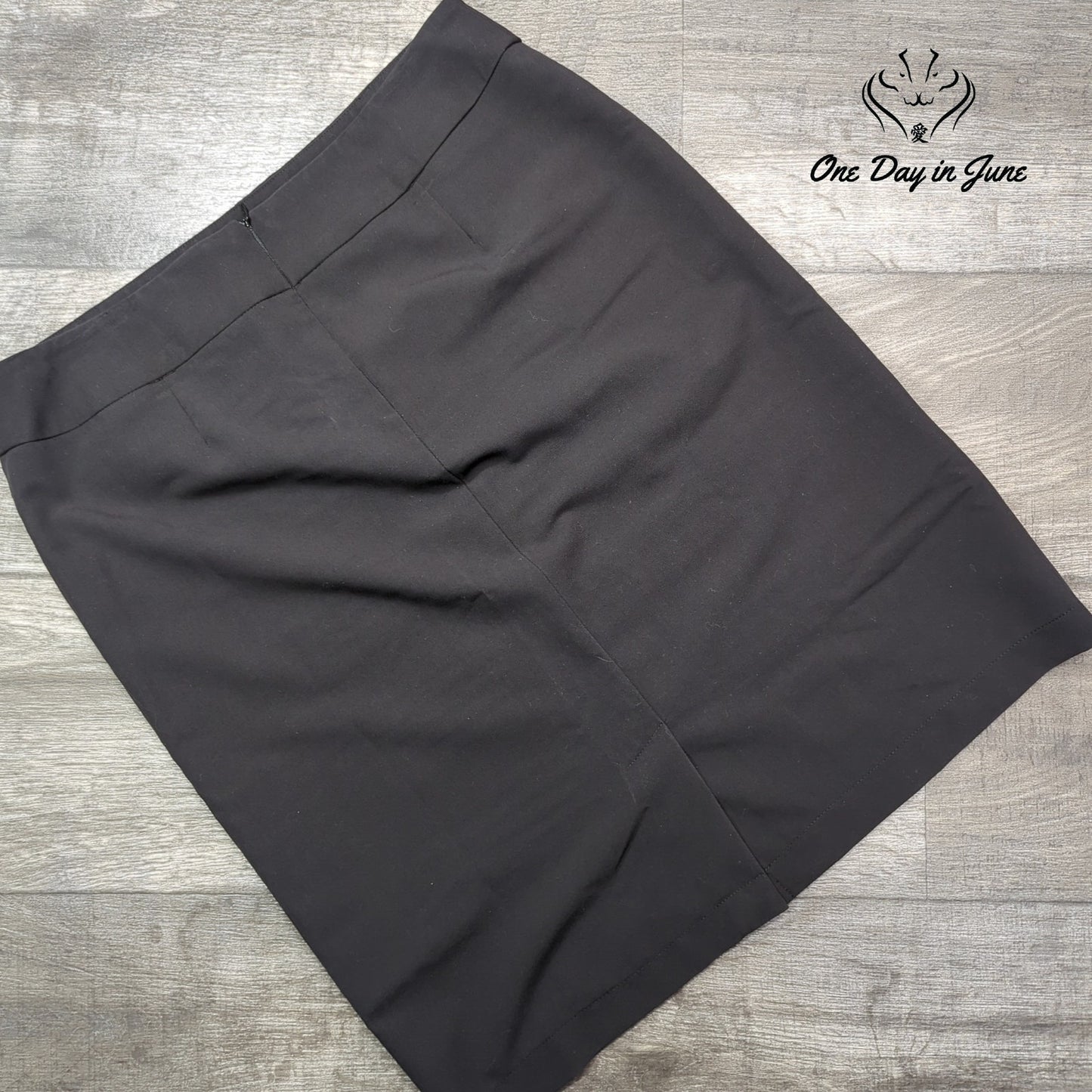 Larry Levine Pencil Skirt Size 10