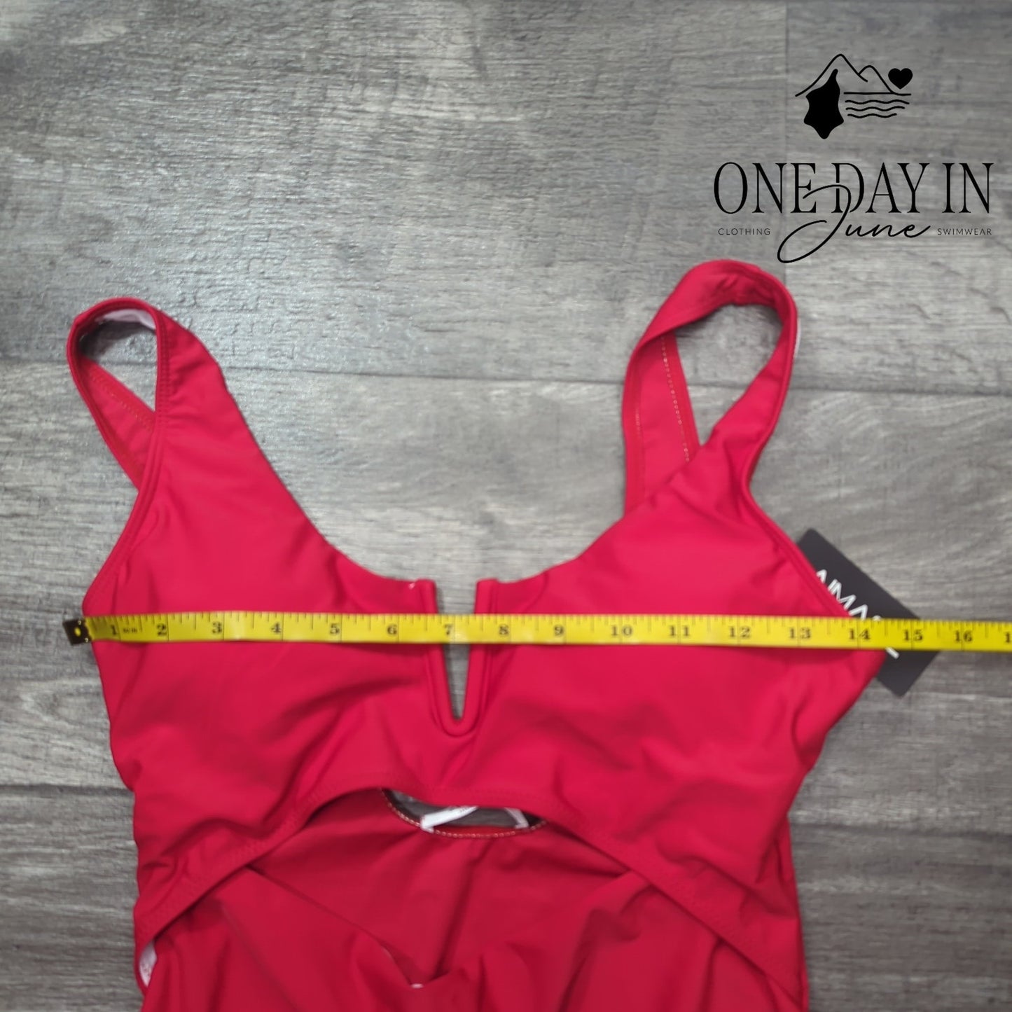 Aimage V Wire Cut Out One Piece Swimsuit Size M