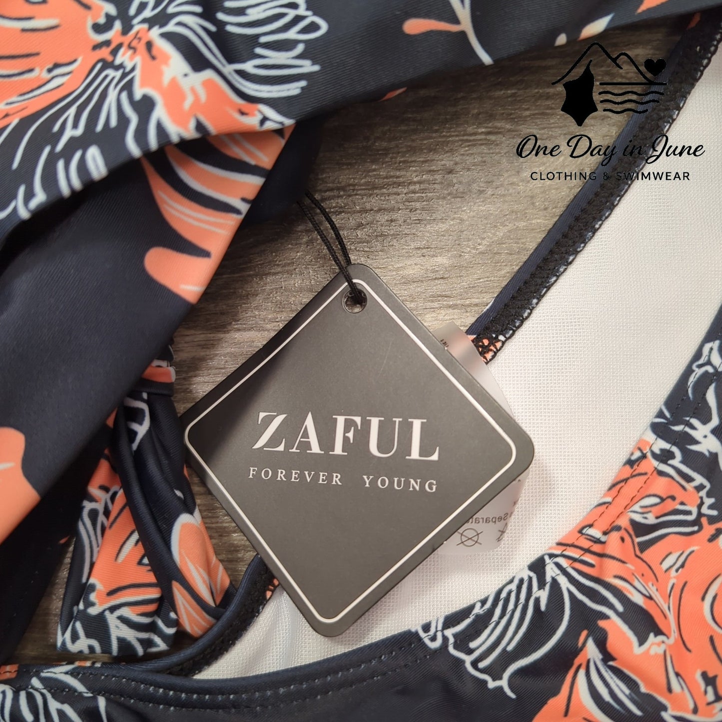 Zaful Cross Front Cut Out Swimdress One Piece Swimsuit Size 6