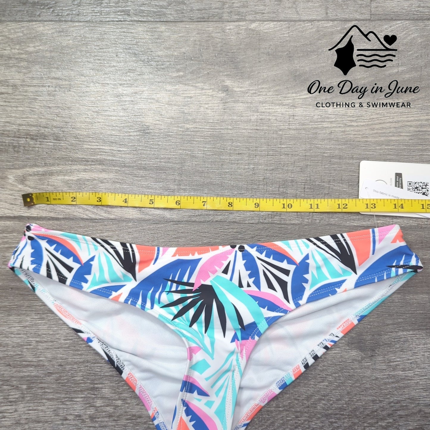 Body Glove Tropical Low Rise Ruched Back Bikini Bottom Size XS