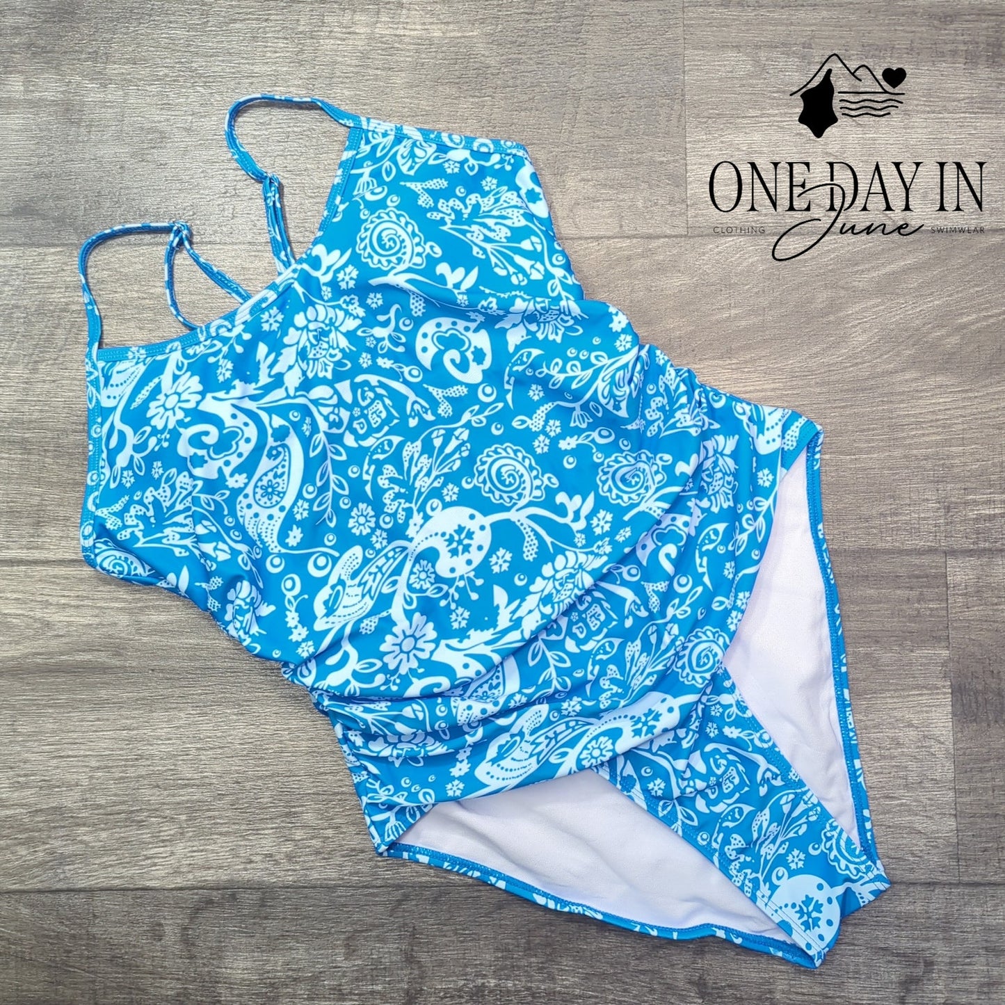 Aimage Ring Back One Piece Swimsuit Size M