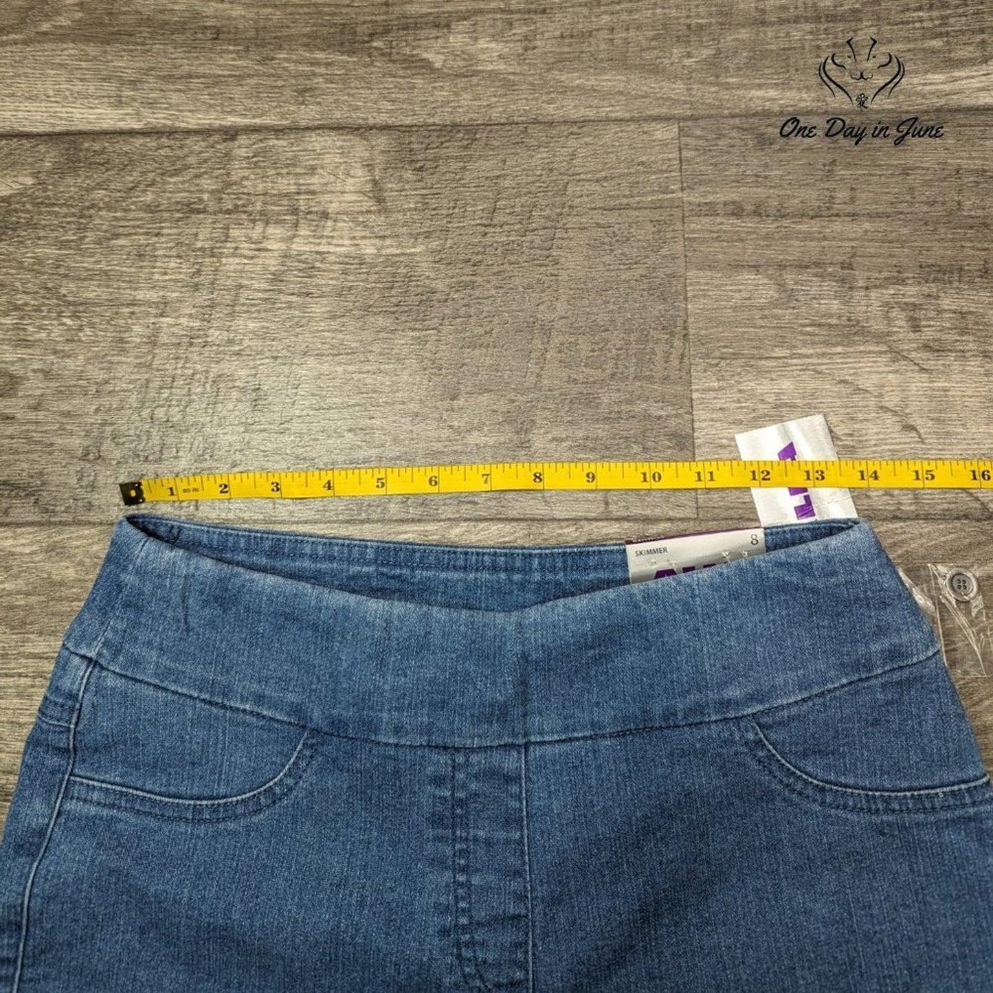 Alia Skimmer Capri Jeans Size 8