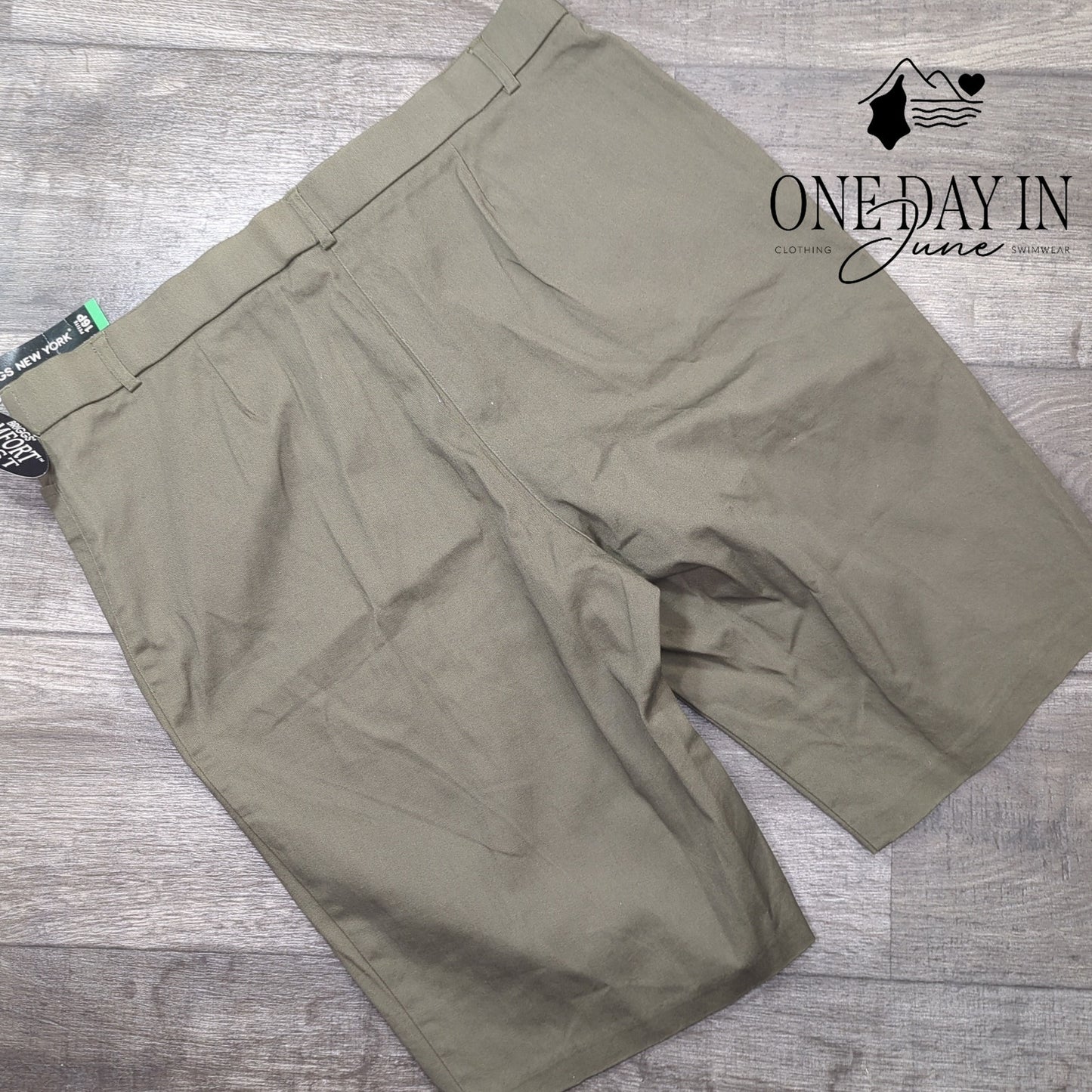 Briggs New York Petite Comfort Waist Bermuda Shorts Size 16P