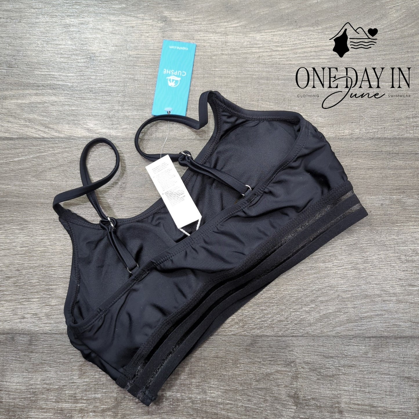 Cupshe Cropped Bikini Top Size S