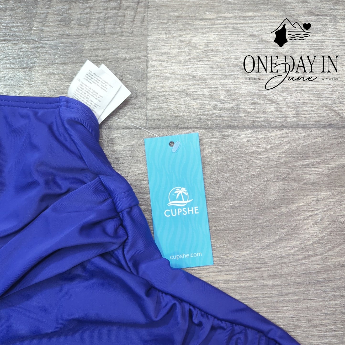 Cupshe Cross Front Keyhole One Piece Swimsuit Size L