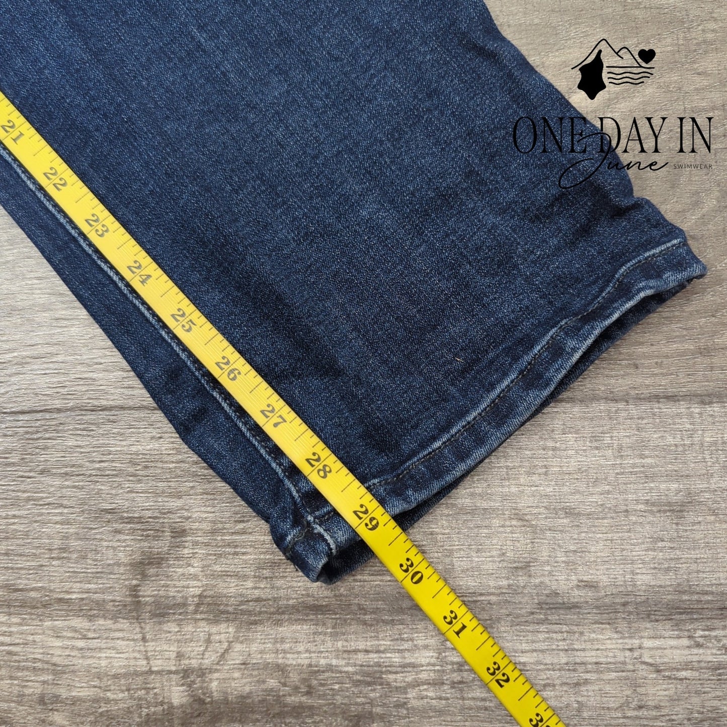 Lee Flex Motion Straight Leg Jeans Size 14