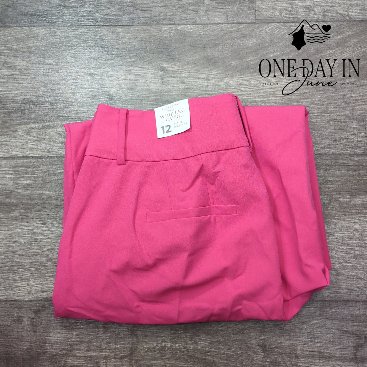 Lane Bryant Petite Perfect Drape High Rise Wide Leg Capri Pant Pink NWT Size 12P