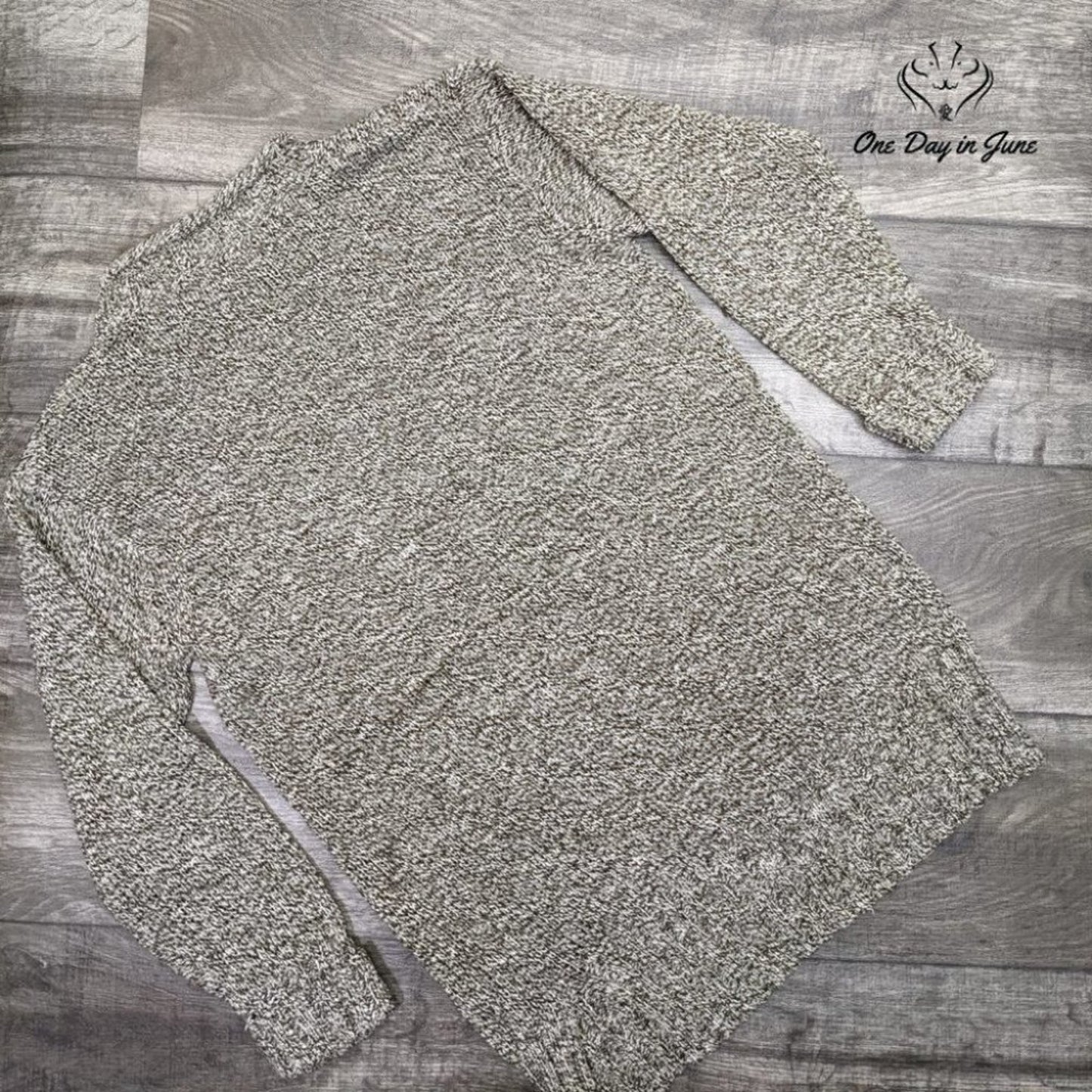 Capistrano Beautiful Knit Sweater Size 14/16