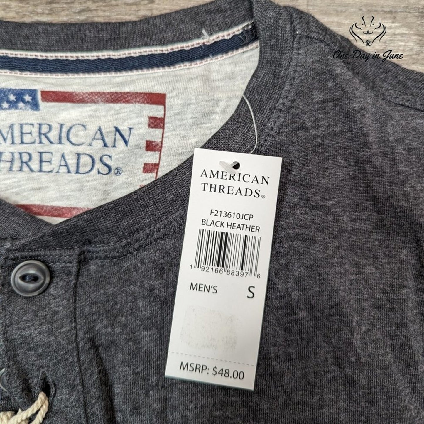 American Threads Long Sleeve Tee Shirt Size S
