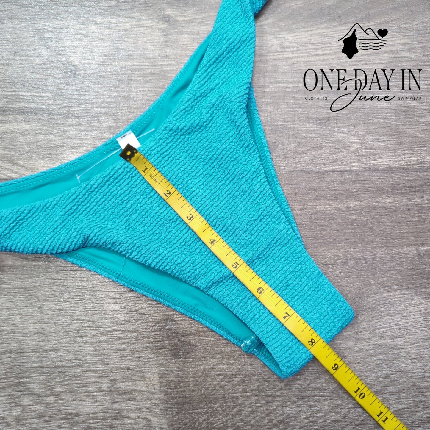 Out From Under Textured Cheeky Bikini Bottom Size L