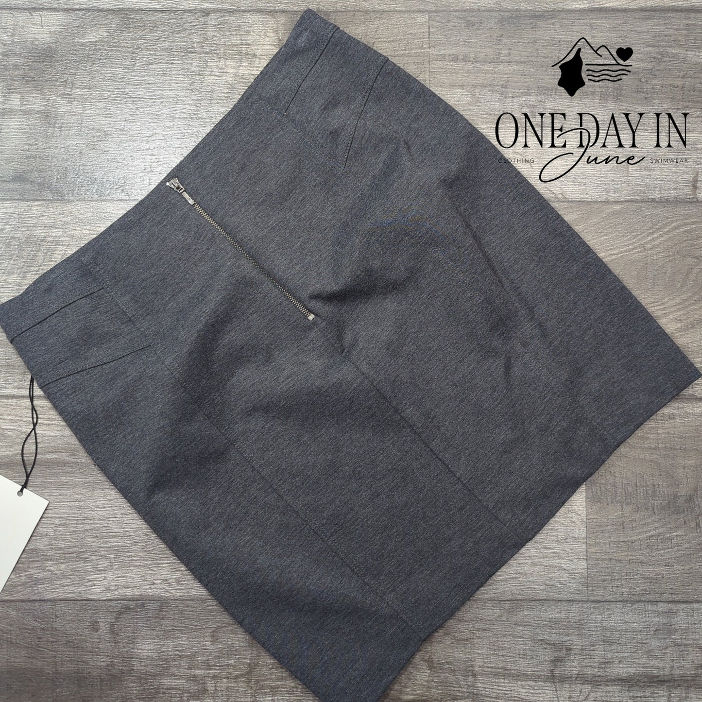 New York & Company Pencil Skirt Size 14