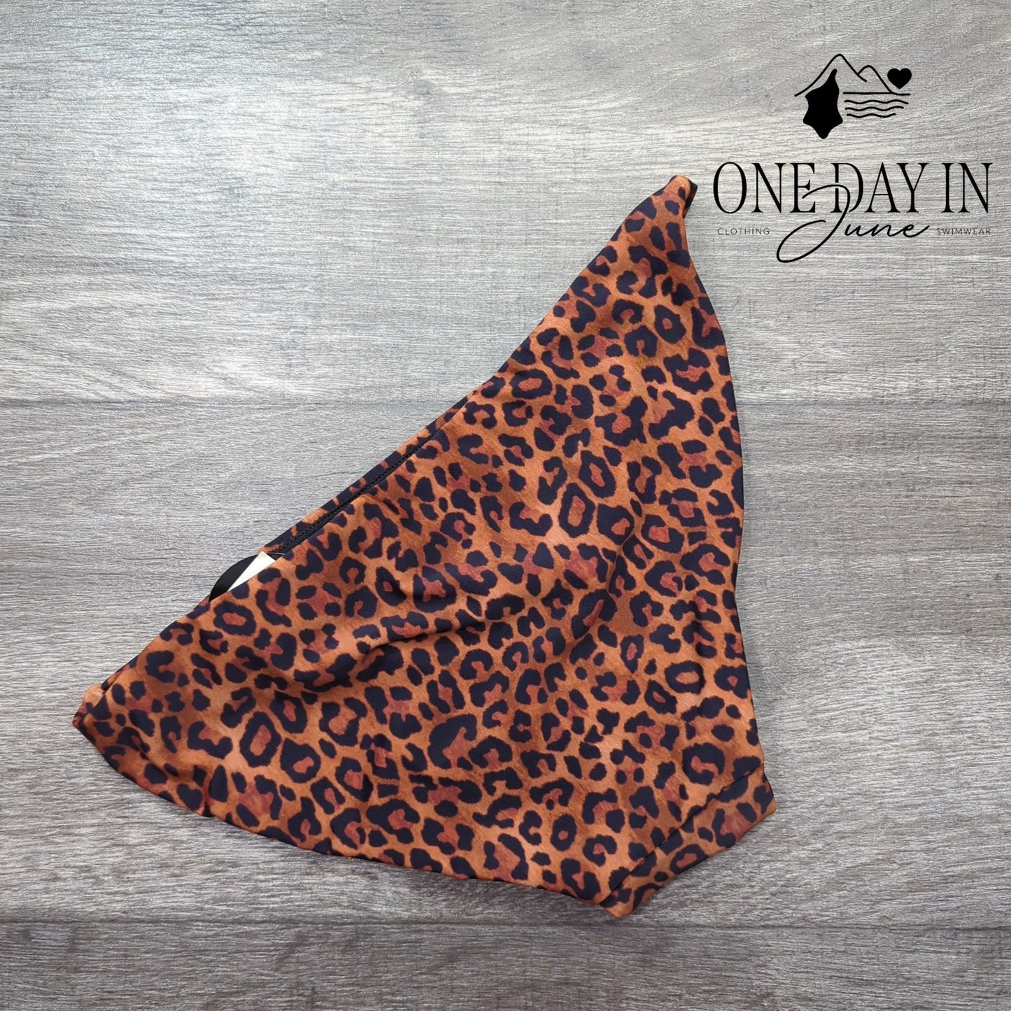 No Boundaries Moderate Coverage Leopard Bikini Bottom Size S
