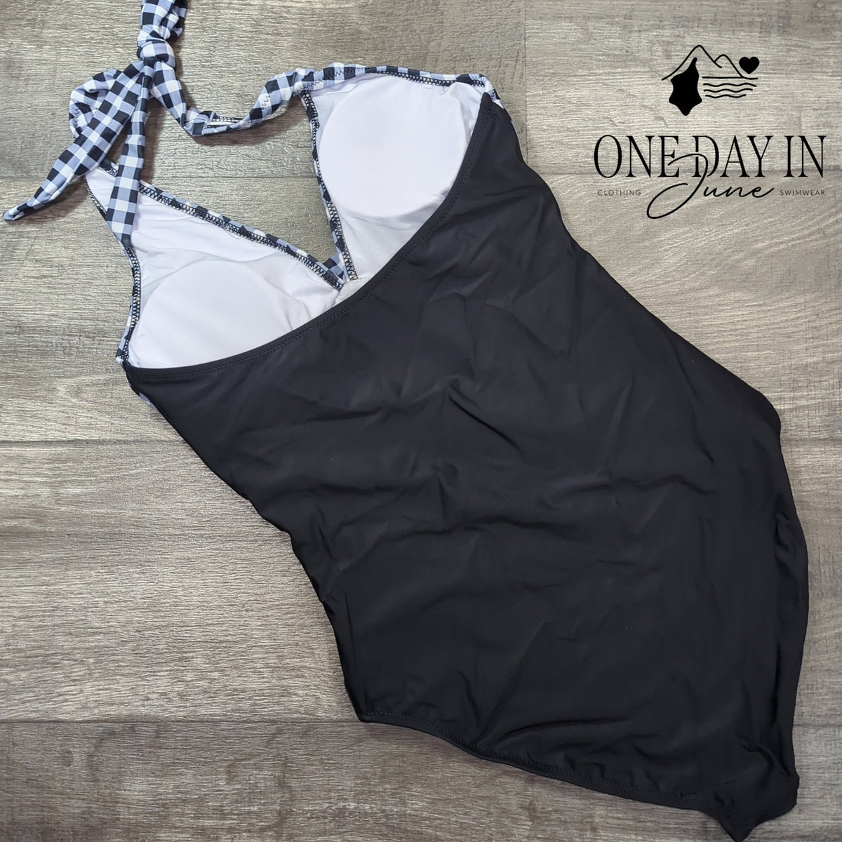 Suuksess Gingham Halter One Piece Swimsuit Black White NWT Size M