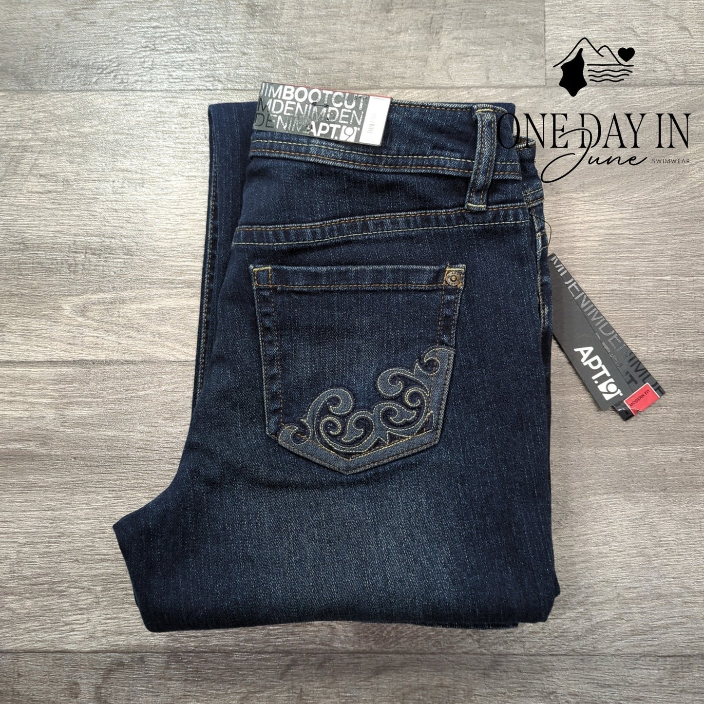 Apt. 9 Modern Fit Bootcut Jeans Size 6