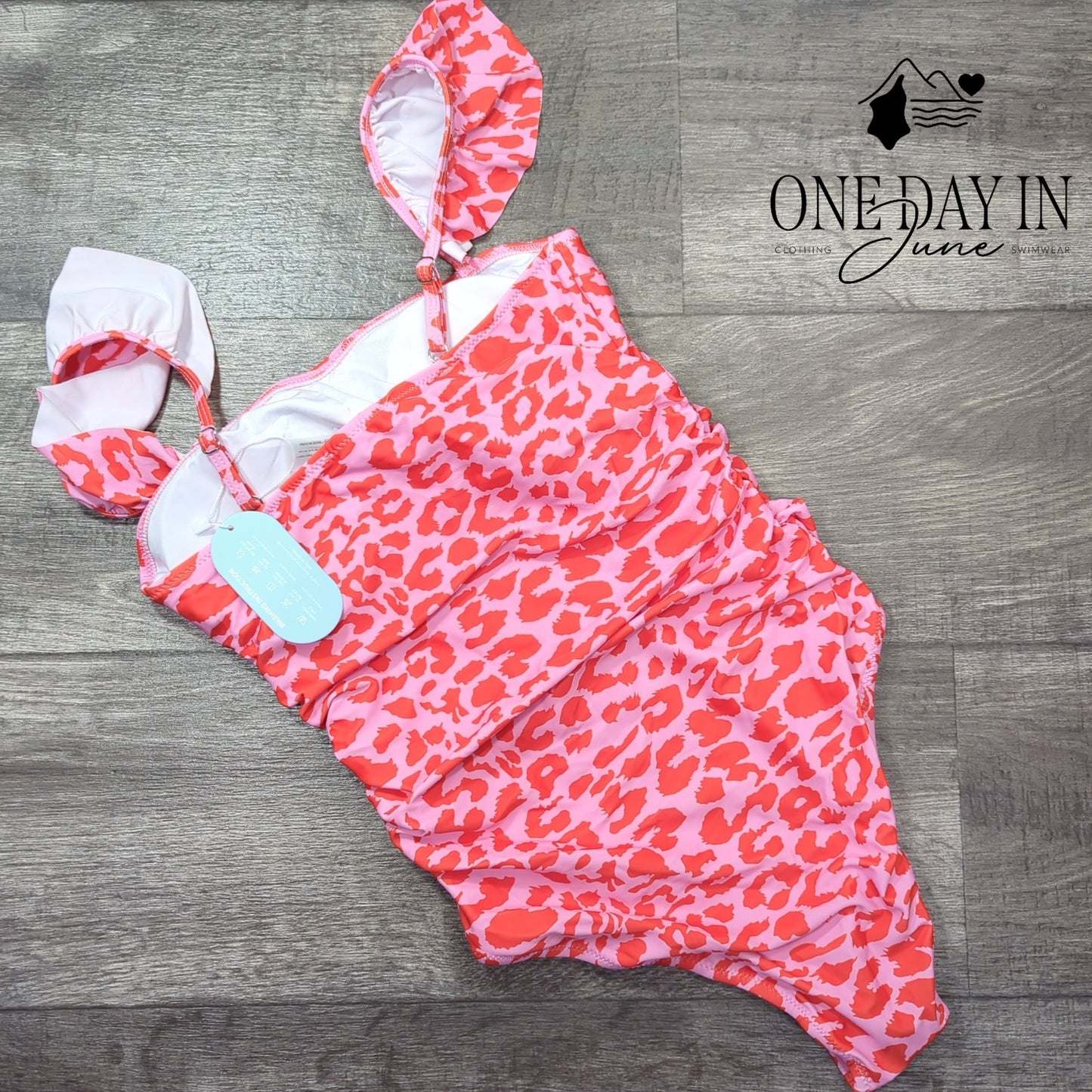 Hilinker Ruffle Shoulder One Piece Swimsuit Size S