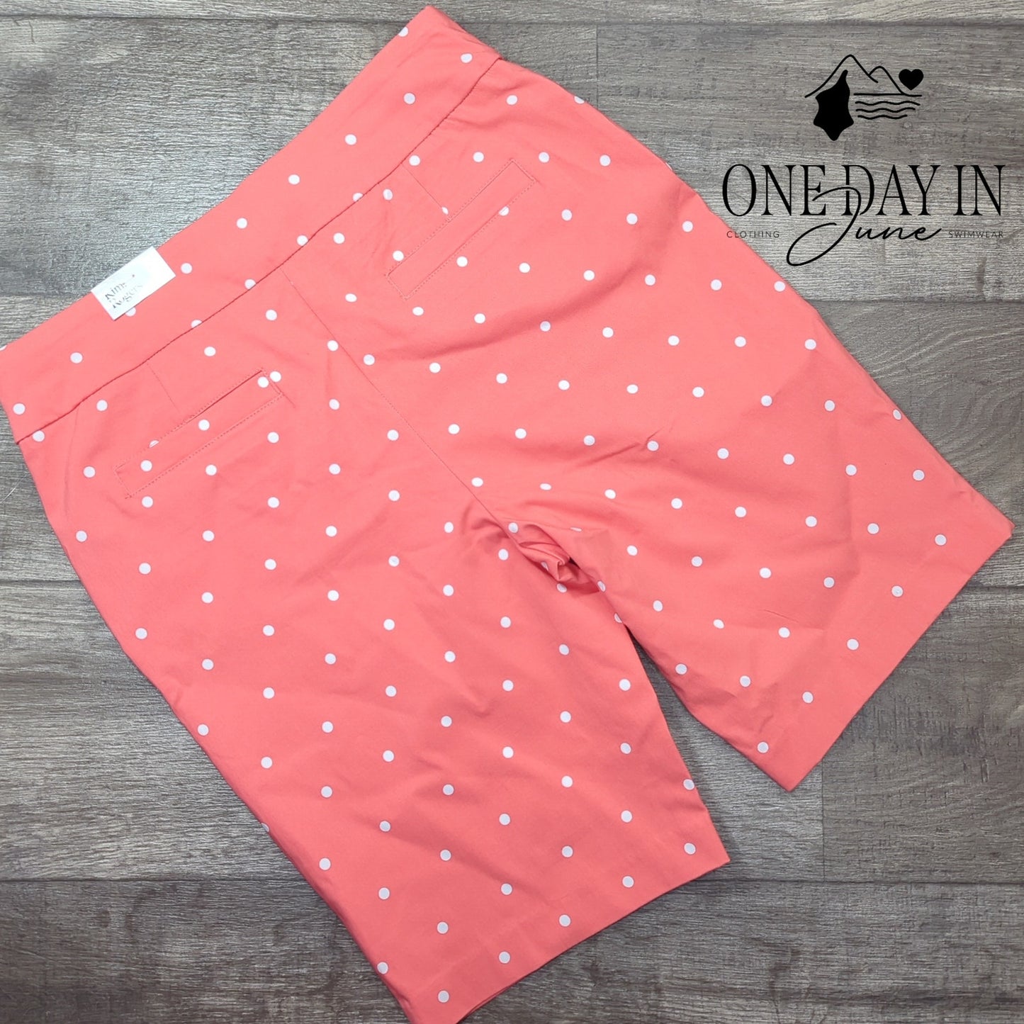 Kim Rogers Millenium Bermuda Shorts Size 12