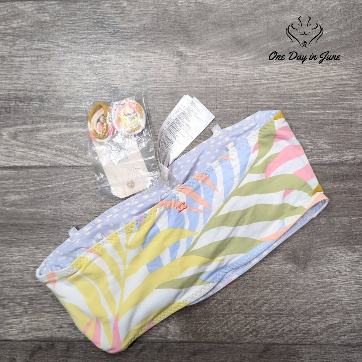 Billabong Tropic Jungle Sunny Reversible Bikini Top Size M