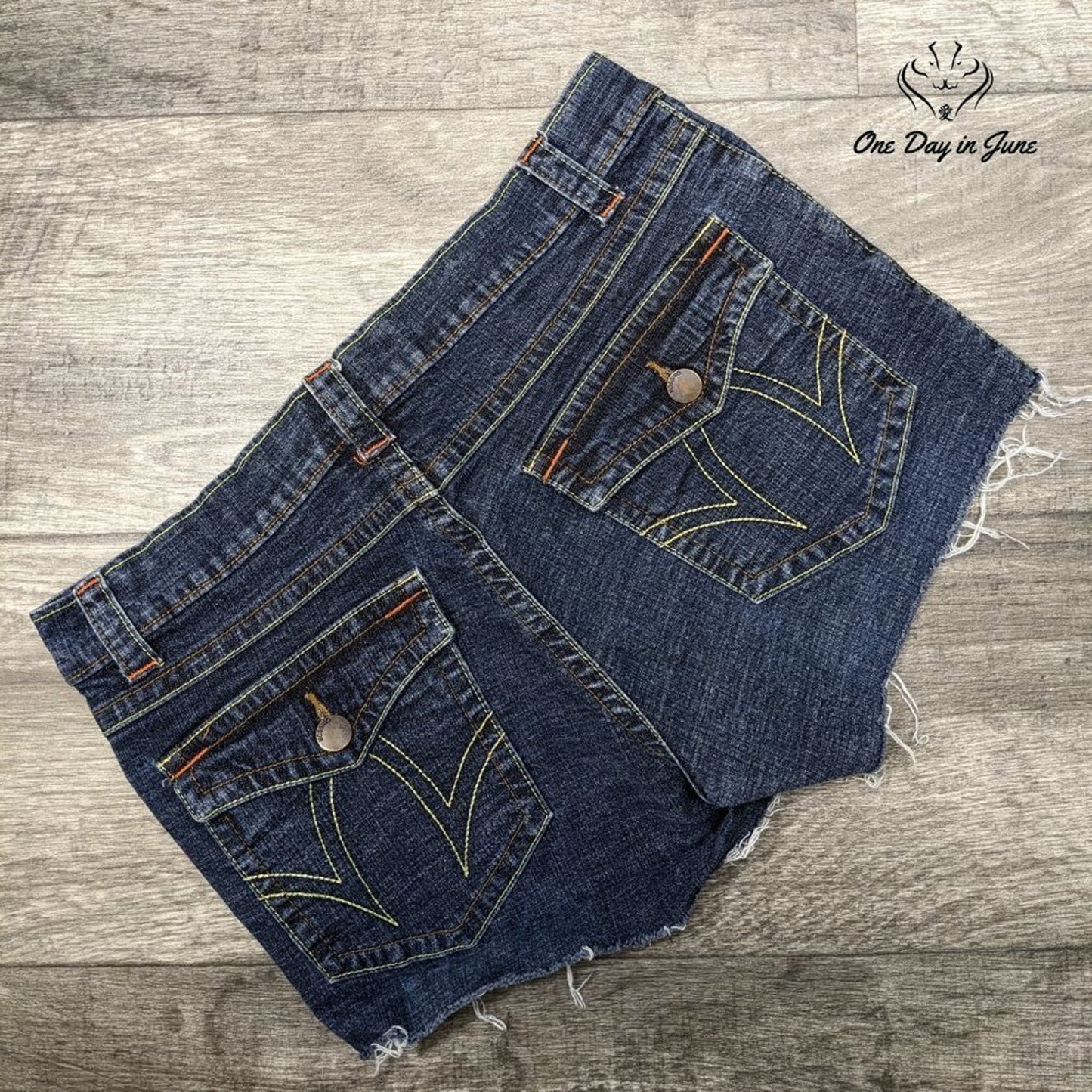 Mossimo Juniors Mossissue EGH Denim Shorts Size 9