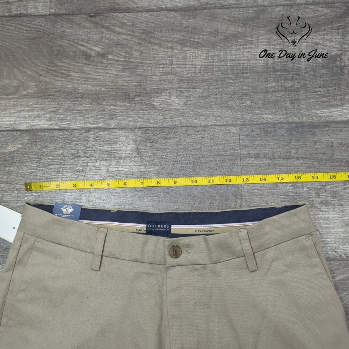Dockers Comfort Waist Signature Straight Khaki Pants Size 32X34