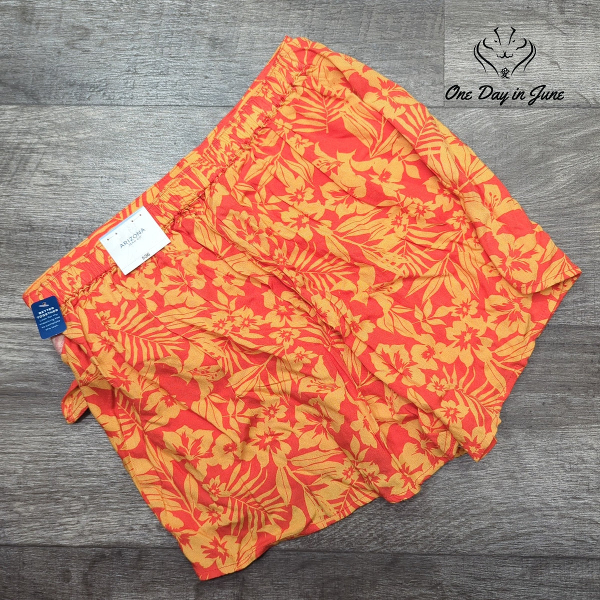 Arizona Jean Co. Tropical Floral Faux Wrap Tie Front Shorts Orange NWT Size M