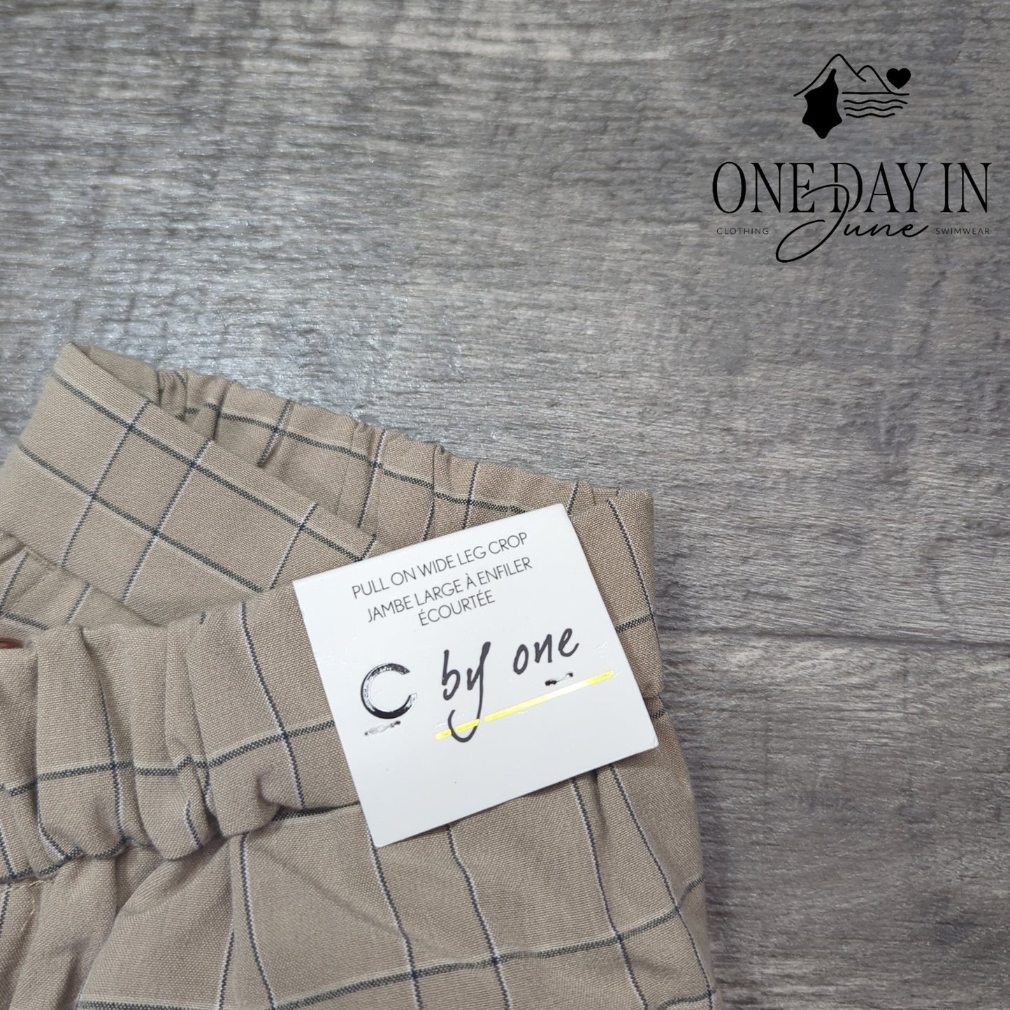 C by One Pull On Wide Leg Crop Pants Size XS