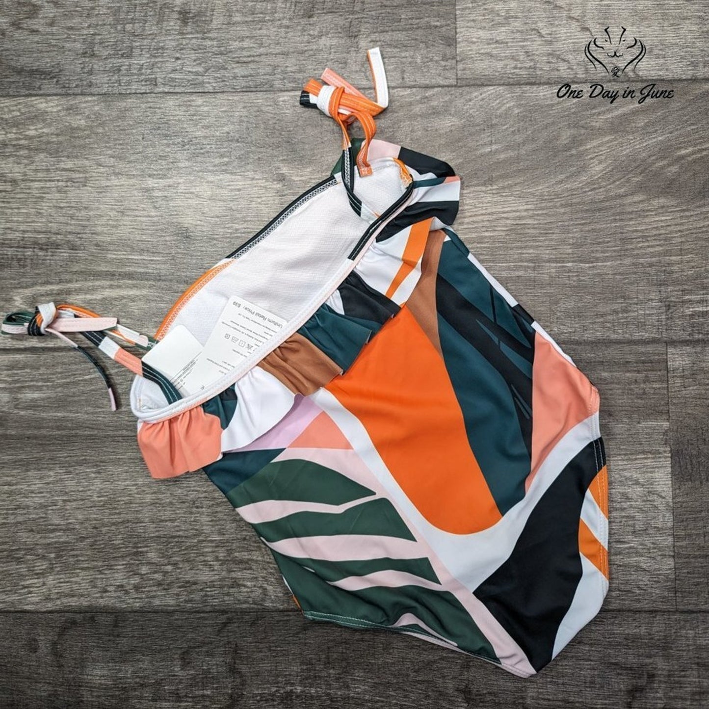 Aclonar Girls One Piece Swimsuit Size 110 (5 Yrs)