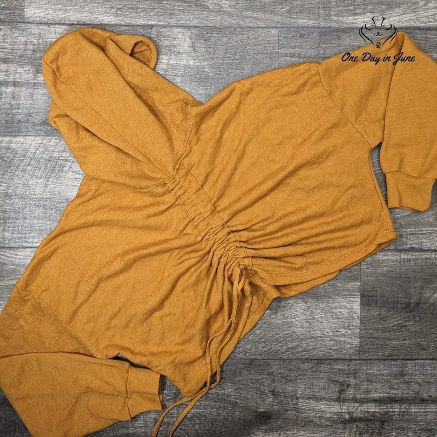 Flirtitude Juniors Ruched Back Pullover Hoodie Sweatshirt Size L