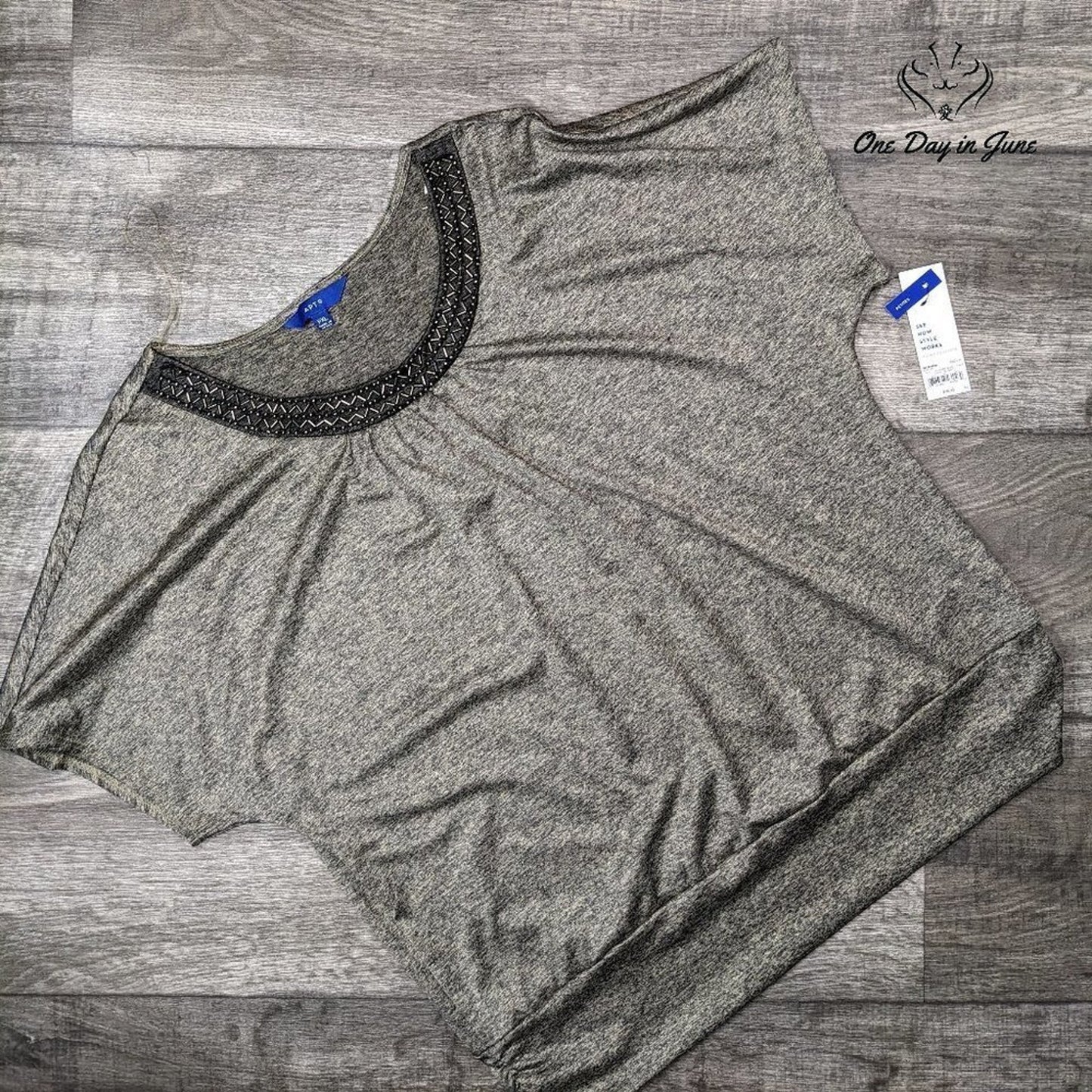Apt. 9 Petite Short Sleeve Beaded Top Size PXL