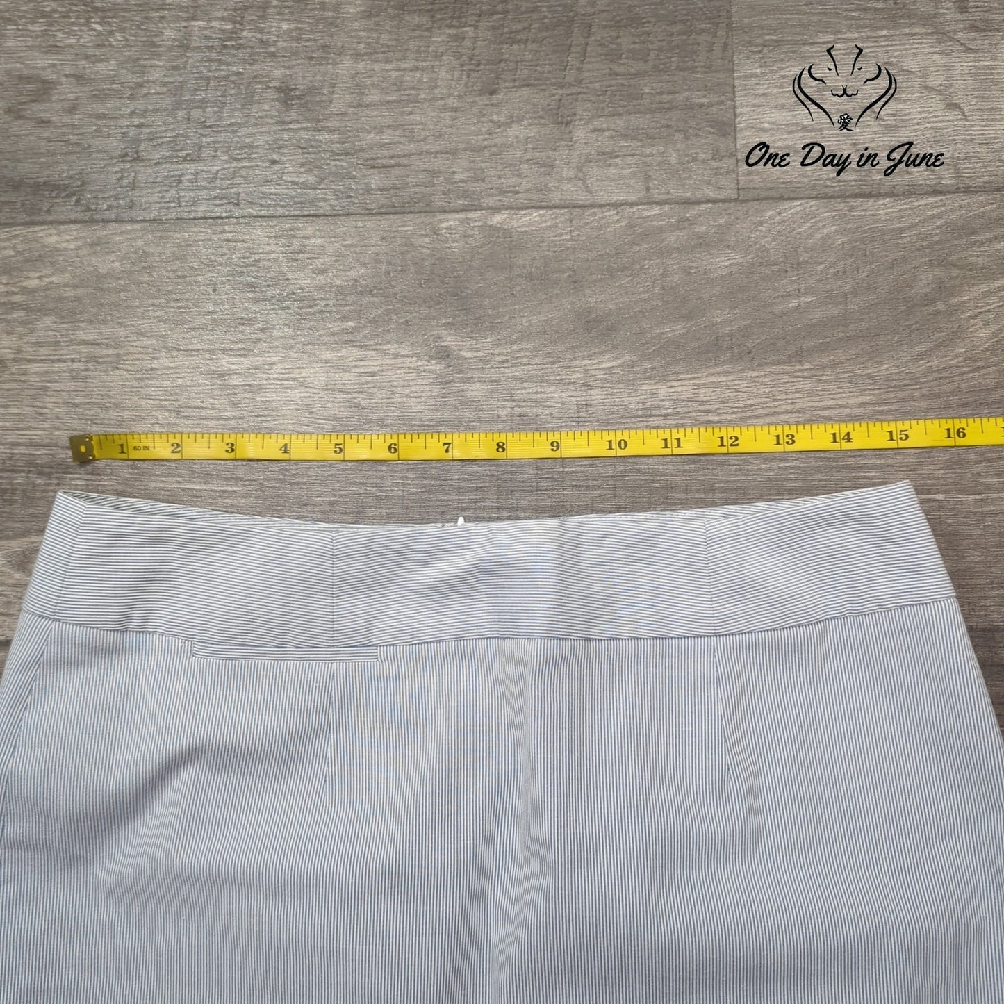 Calvin Klein Pin Stripe Knee Length Skirt Size 6