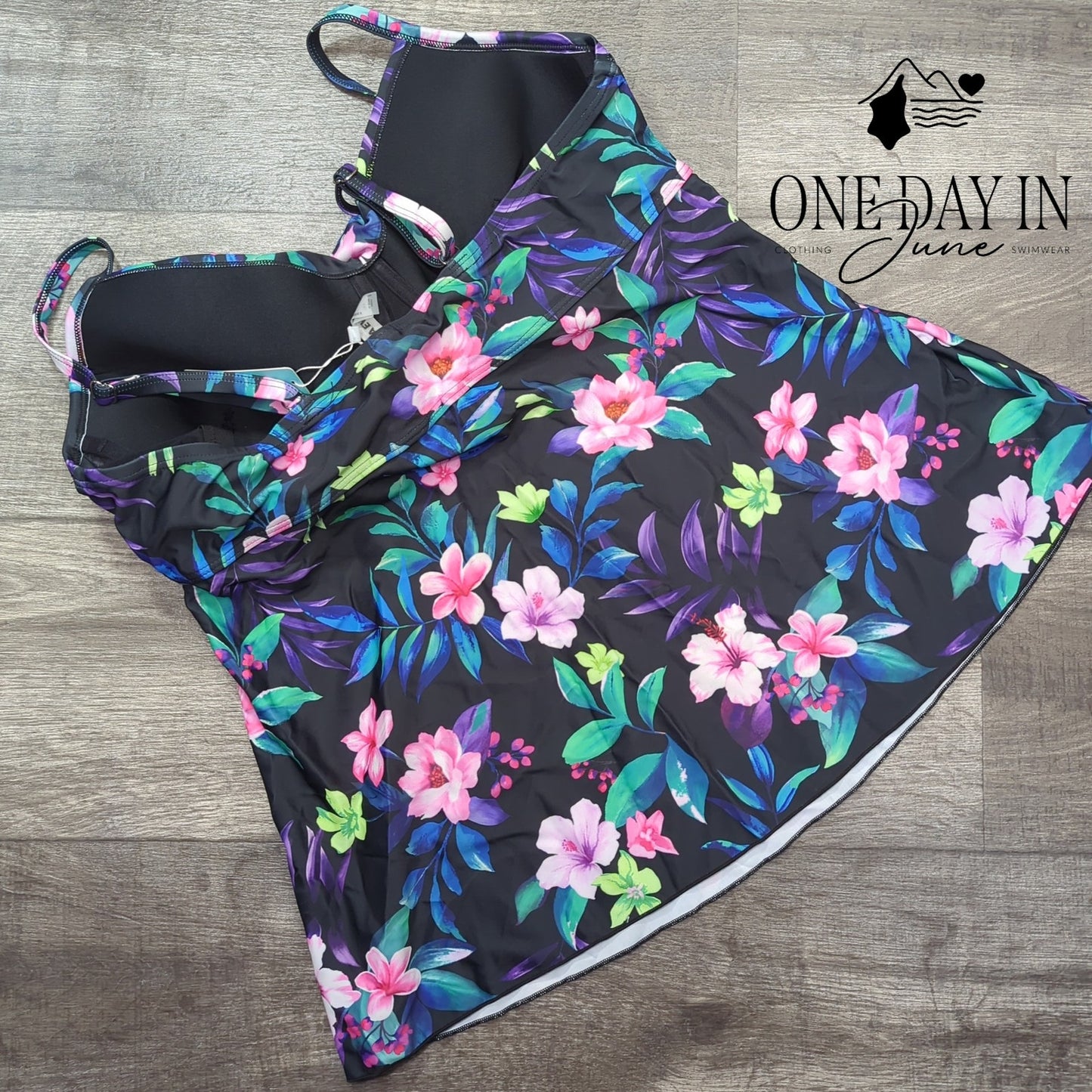 Aqua Eve Twist Front Floral Tankini Top Size XXL