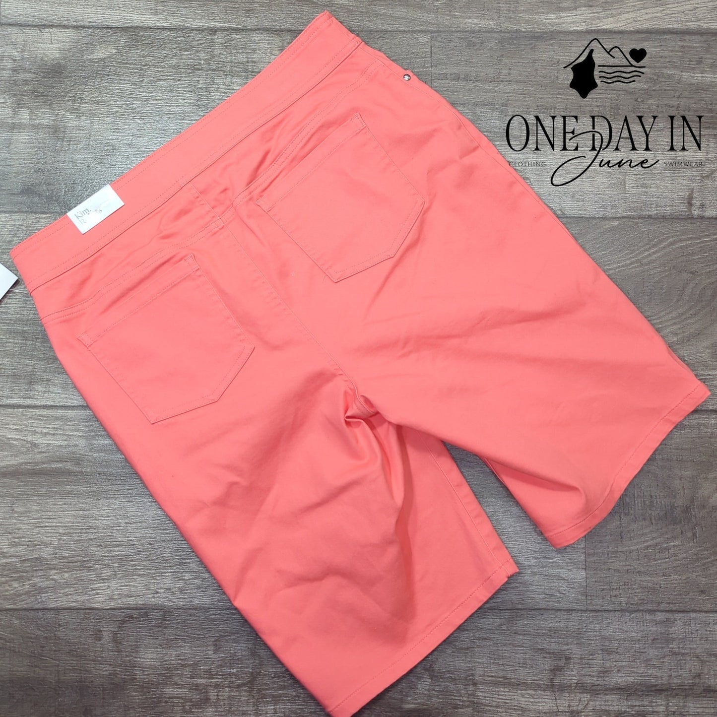 Kim Rogers Super Stretch Bermuda Shorts Size 12