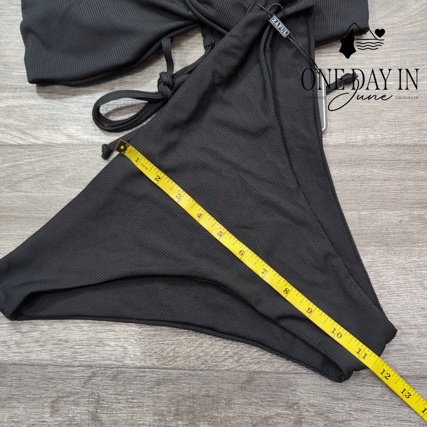 Zaful Twist Front Bandeau Ribbed Bikini Swimsuit Size L