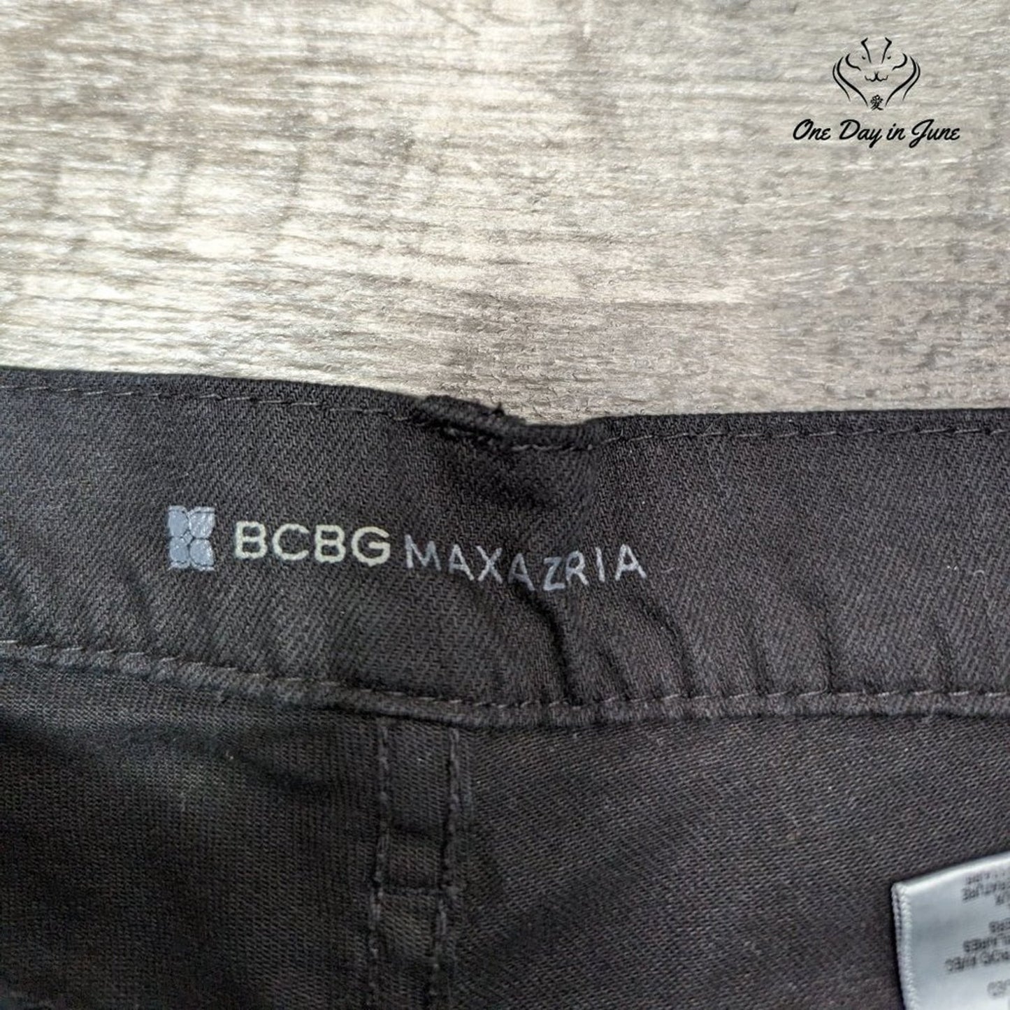 BCBGMaxazria Ankle Jeans Size 2
